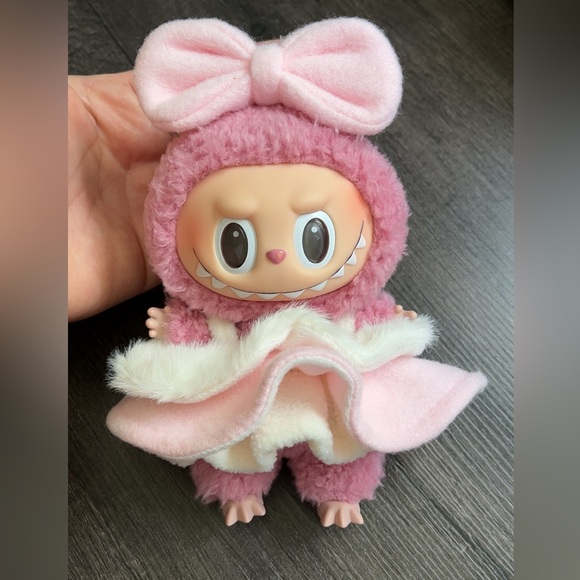 Labubu - Picture 3 of 5